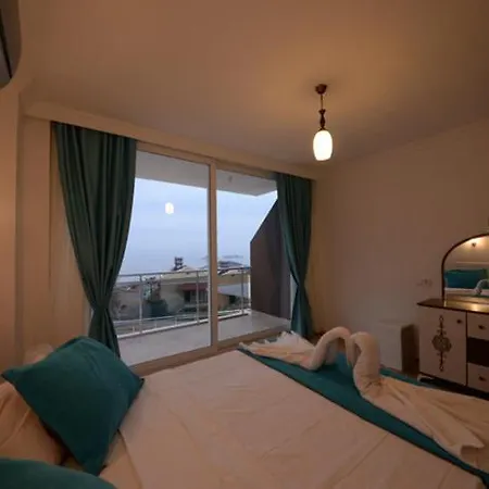 Hera Apartment *